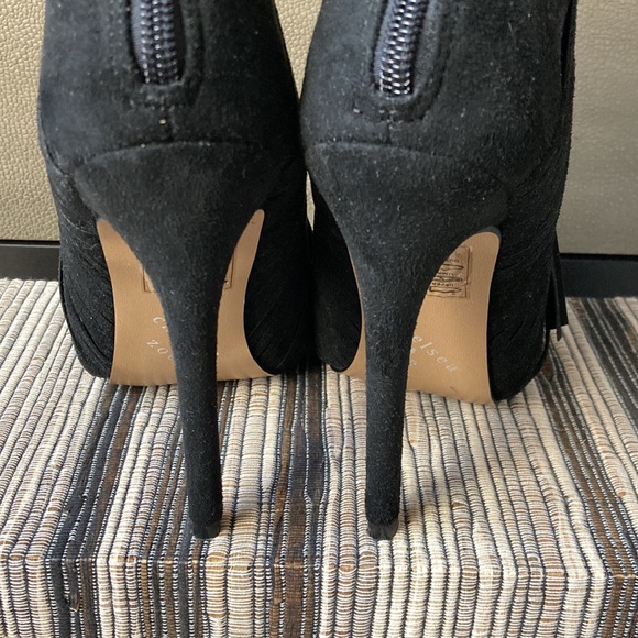 Fringe Boots - Picture 5 of 5